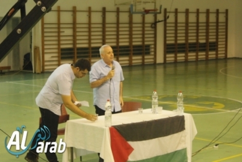 Ilan_Pappe_in_Arara_and_Flag